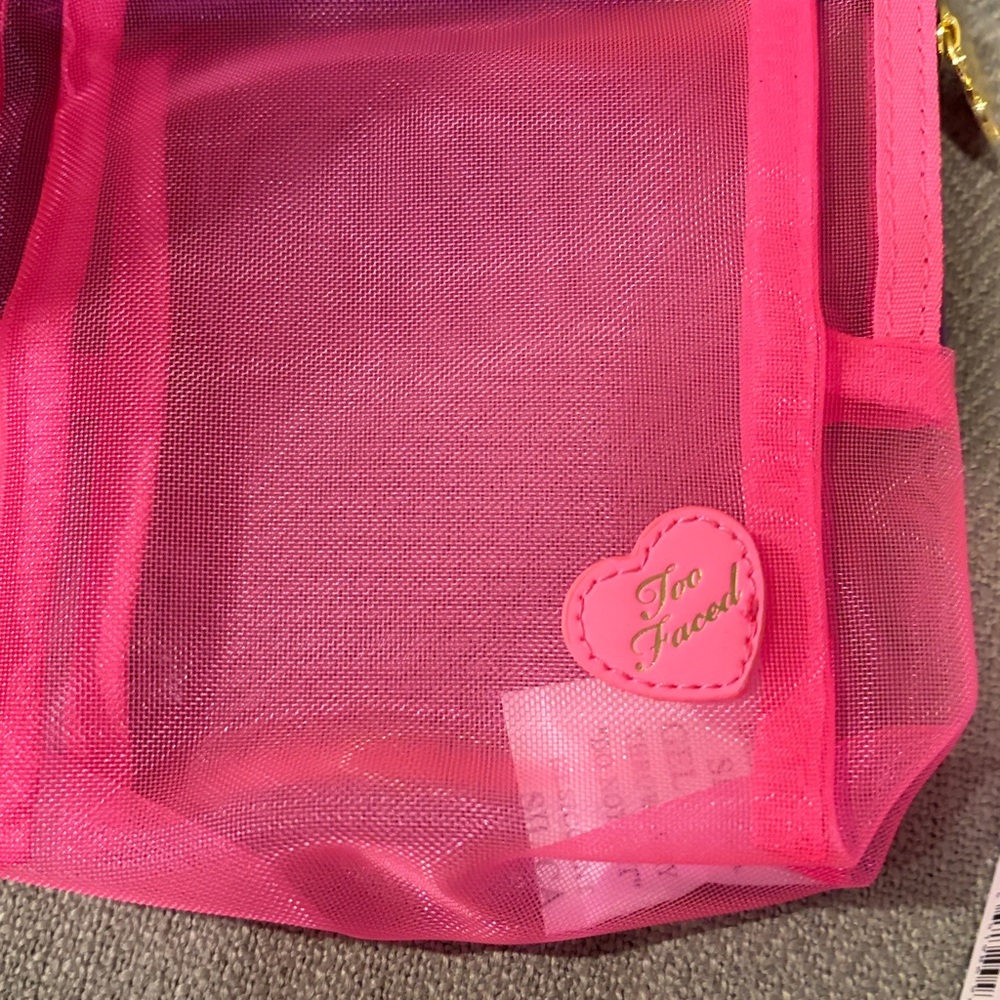 Too Faced Pink Beauty Essentials Set - Picture 5 of 6